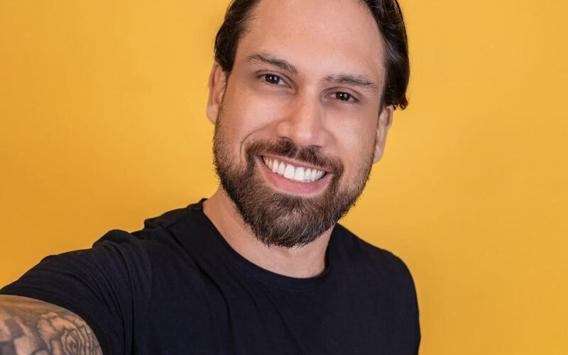 BBB 26: Brigido aproveita o reality para divulgar o movimento cristão “Legendários”