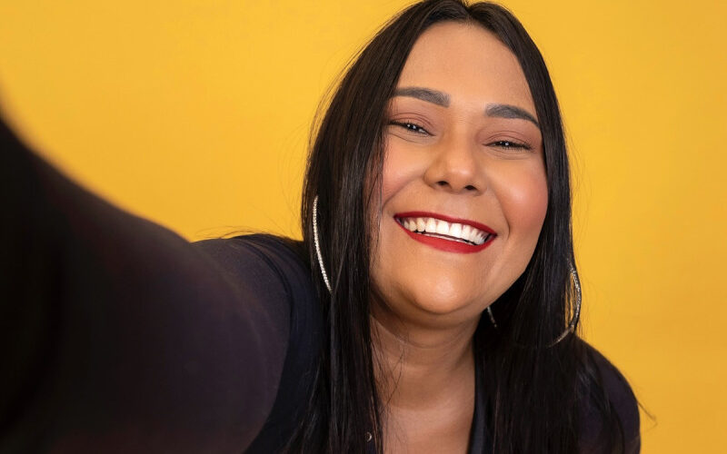 Líder do Big Brother Brasil 26, Chaiany conquista 3 milhões de seguidores e se destaca nas redes sociais