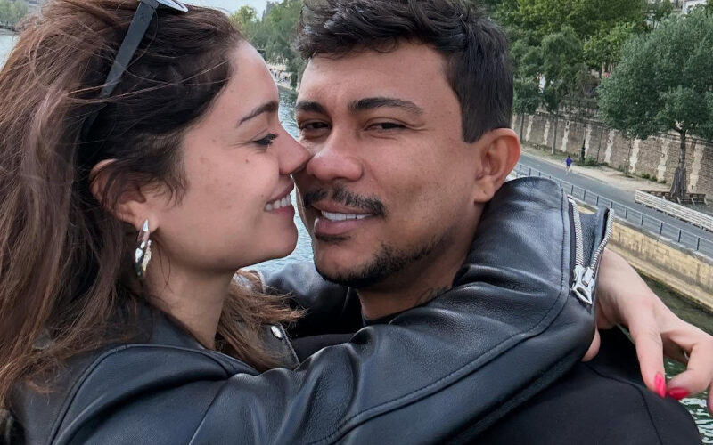 Sophie Charlotte confirma fim do relacionamento com Xamã durante desfile na Sapucaí