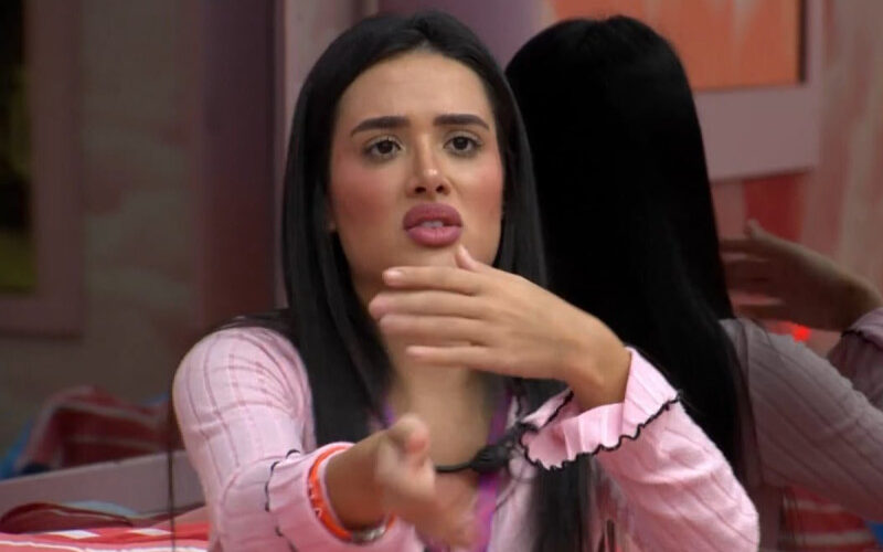 Jordana quebra alianças e divide grupo no BBB 26: “Racha está oficializado”