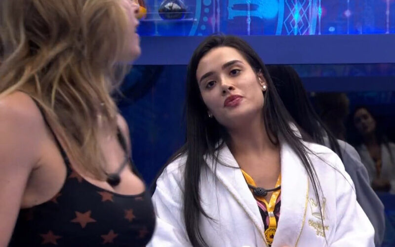 Jordana provoca confusão, tenta fazer um vídeo e recebe respostas sarcásticas de Ana Paula no BBB 26