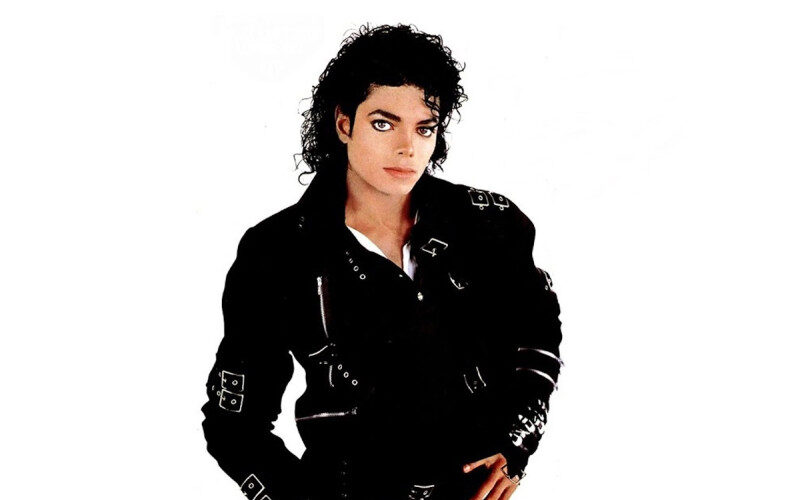 Acusações de abuso e batalhas legais marcam lançamento do filme sobre Michael Jackson