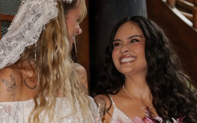 Marcela Mc Gowan e Luiza Martins celebram casamento em uma festa de 12 horas