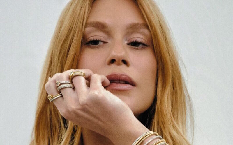 Marina Ruy Barbosa interpretará a primeira esposa de Roberto Carlos em longa-metragem.